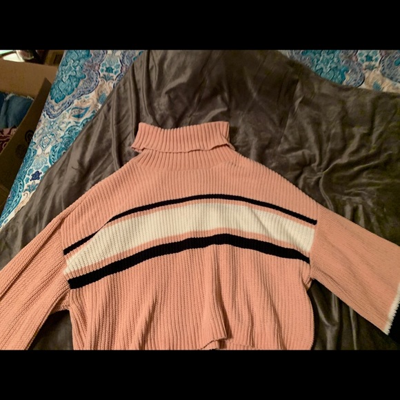 Sweater - Picture 2 of 3